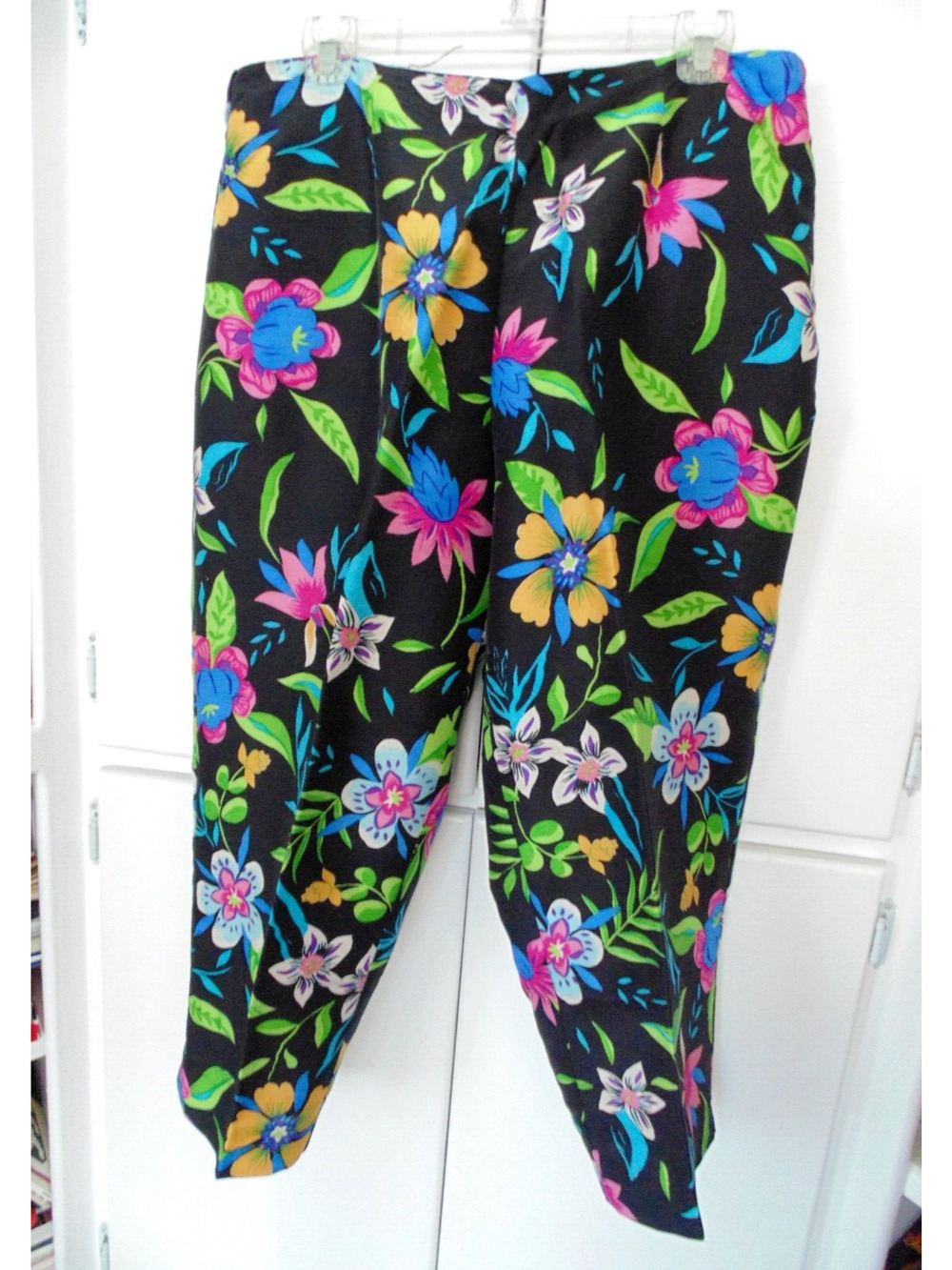 Vtg 80s Womens 14 Black Silk Neon Floral Print Capri Cropped Pants Lined